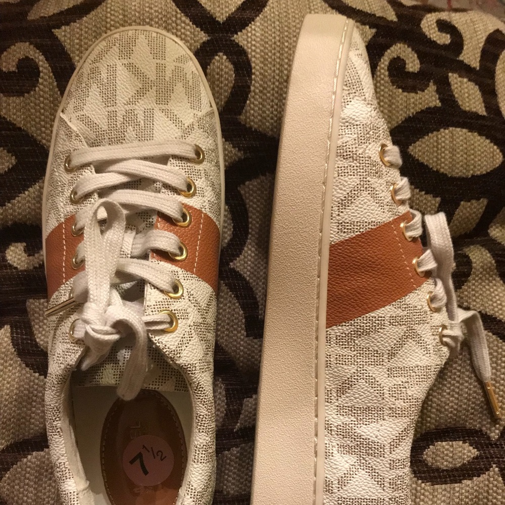 Sold🌺🌺Micheal Kors Shoes